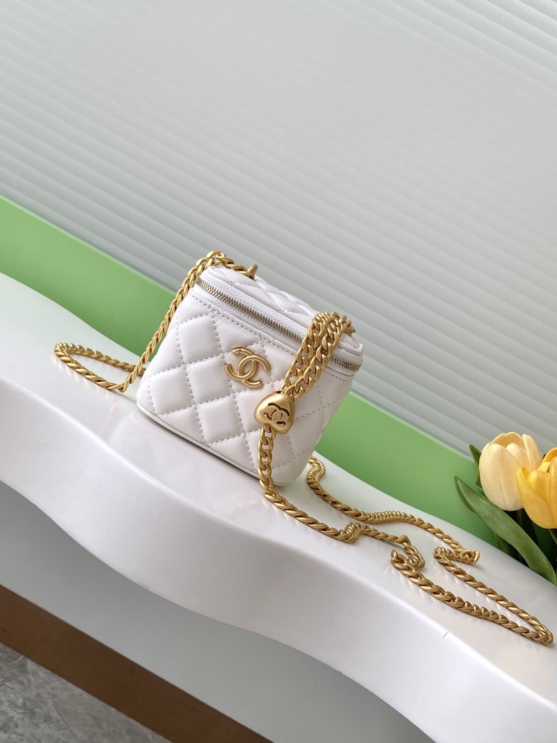 Ch**el cosmetic bags